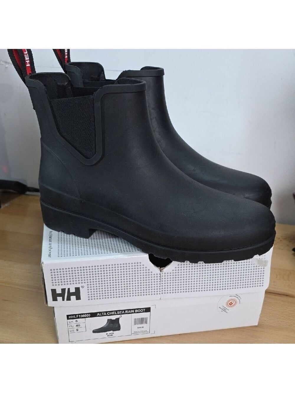 Helly Hansen Black Alta Chelsea Boots US 9